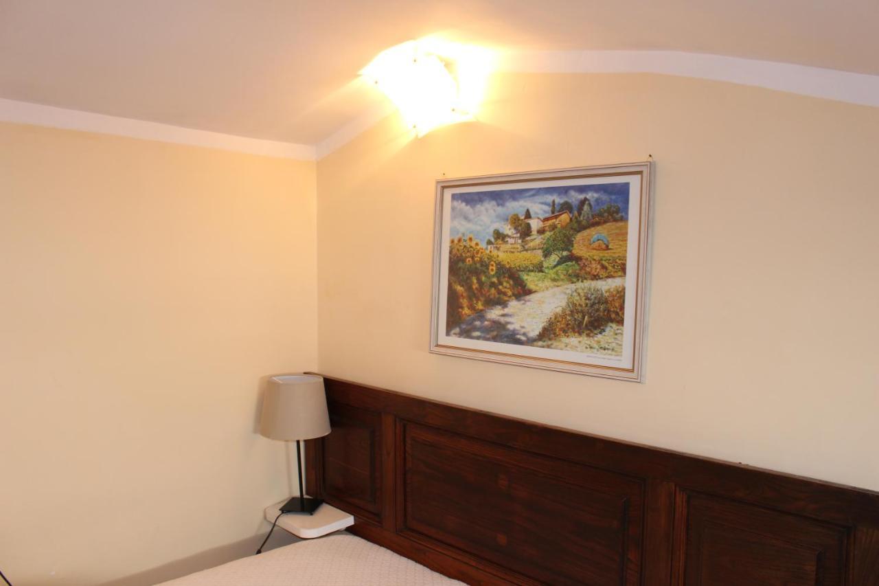 Apartamento Red House Gubbio Exterior foto