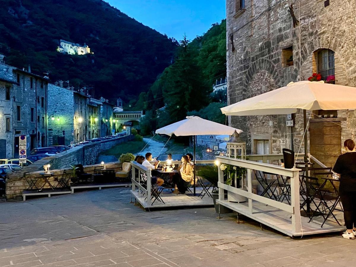 Apartamento Red House Gubbio Exterior foto