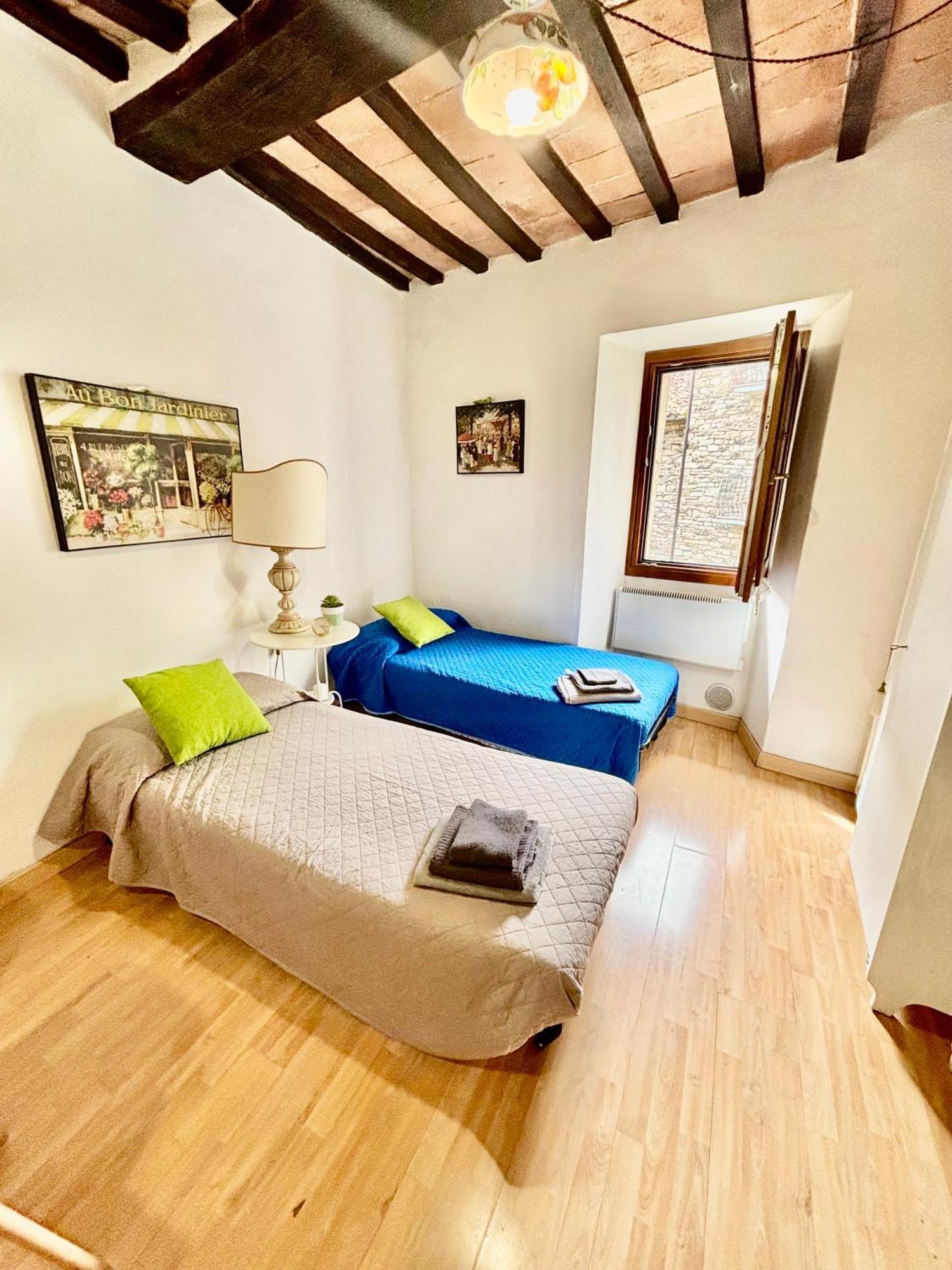 Apartamento Red House Gubbio Exterior foto